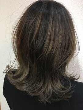 エイト マカビ 沖縄真嘉比店(EIGHT makabi) 【EIGHT 真嘉比】お客様スタイル_ワンレンバレイヤージュ