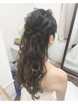 ヘアアンドケア エジェリラボ(hair&care egerie lab) 大人気アレンジ★ゆるふわハーフアップ★【高崎緑町】