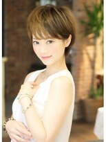 ビューエヒメ(VIEW EHIME)&nbsp;前髪あり前髪なしのショートボブペールベージュ 外ハネボブ