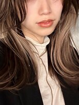 サンディーズ(Sandees)&nbsp;ミディアムレイヤー透明感ベージュインナーカラー