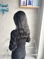 ムード タテマチ(mood tatemachi)&nbsp;透明感ダークグレージュ　韓国風　波巻き