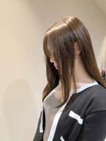 エスティアム(S.TIAM.)&nbsp;透明感あるベージュ