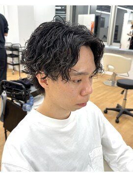 ビカム 名駅(become) 【スパイラルパーマ×センターパートウルフ】メンズカット名古屋