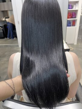 コレクティブワーク 表参道 渋谷(COLLECTIVE WORK) 髪質改善トリートメント表参道20代30代40代縮毛矯正【表参道】