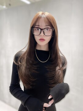 ロムーク 表参道(LOMKH) エクステで叶う小顔レイヤー×秋カラー