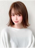 軽やかに揺れる大人かわいい外ハネボブ