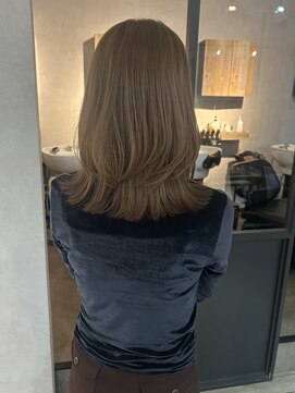 フェリア 梅田(FERIA) ミディアムレイヤー