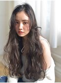 ロングヘアパーマスタイル