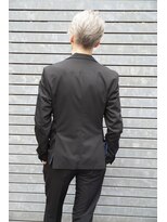 ダマーニ 表参道(DAMANI)&nbsp;ツーブロックでつくるアレンジ自在のフェミニン・ビジネスヘア