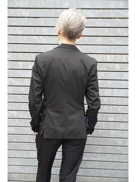 ダマーニ 表参道(DAMANI) ツーブロックでつくるアレンジ自在のフェミニン・ビジネスヘア