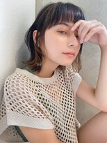 ルービック(Rubik's)&nbsp;フェザーバング/インナーカラー/大人かわいいウルフ外ハネボブ