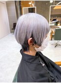 シルバーカラーマッシュウルフスリークショート　ブリーチカラー