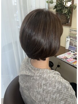 コアフィールフィス(COIFFURE fils) 《見附 今町》透け感アッシュ ショーボブ