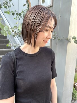 ヌード(NUDE) NUDEタッセルボブ 10代20代30代 前下がりボブ 切りっぱなしボブ