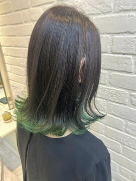 デイジー インデックスヘア 大島店(DAISY index hair) グリーンインナー×外ハネボブ¥14400