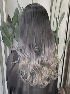 アン ブリーチ 大宮駅東口店(UN BLEACH) 【グラデーションカラー♪♪】ホワイトグラデーション♪♪