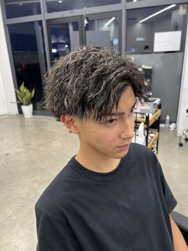 ラッドバイプティパ(rad...by petit-pas) ホワイトメッシュ×ツイストスパイラル/水戸/フェード