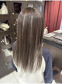 白髪ぼかしハイライトカラー【錦糸町北口】