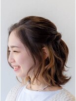 プラザサロン 辰巳台店 ミディアムウルフ　ヘアアレンジ