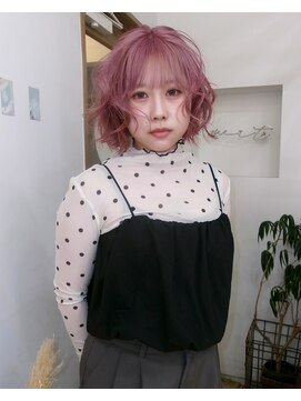 ウィット(wit) White pink