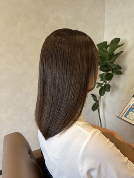 ラ ブリエ 成田公津の杜(La briller) ミディアムヘア/暗めカラー/グランマッシュ/公津の杜