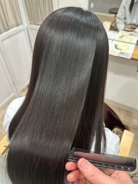 憧れのサラサラストレートヘア