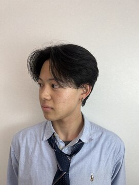 ステージ(STAGE) ダウンパーマ　ニュアンスパーマ　センターパート