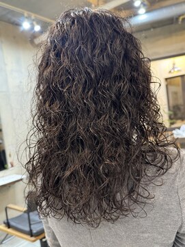 ナループロアオハナ(Nalu pu loa ohana) ハードパーマ/くるくるパーマ/スパイラルパーマ/ロングパーマ