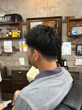 アールズ ヘア(R's hair) MEN’S HAIR/サーフカール/刈り上げセンターパート/印西