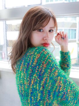 ルティア(Lutia) ブリーチ後のベージュカラーで白っぽく♪