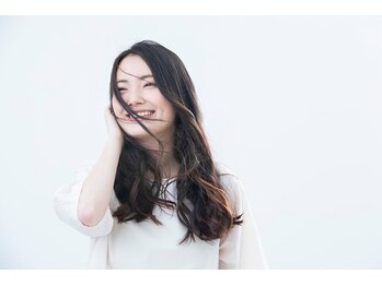 アイディー(I.D.)の写真/くせ毛上等!しっかり向き合うことで見えてくる真実!クセも活かして、自分にしかない長所を伸ばそう!