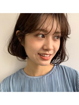 ローウェ 沖縄新都心(Louwe) 小顔丸みショートボブシースルー☆[おもろまち駅/沖縄新都心]