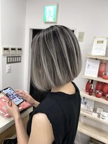 ジゼル(gisele)&nbsp;(小山)ホワイトグレージュ