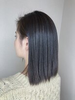 モルニ(MORNI)&nbsp;アッシュグレー_マロンベージュ Aラインボブ かきあげ