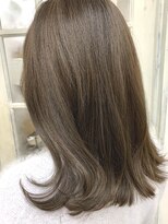 アリュウル 表参道 青山(Allure)&nbsp;小顔に見せる韓国ヘア 前髪あり【水越】 ベージュ　グレージュ