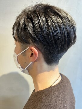 ベジータ(VEGETA) センターパート刈り上げ