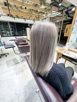 トゥルース 獨協大学前店(Hair&Make TRUTH) 色落ち綺麗なグレージュカラー