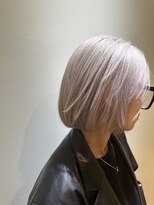 オアシス 表参道(OASIS) ホワイトシルバーレイヤー似合わせ切りっぱなし韓国ボブ