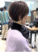 美髪シアーカラーピンクブラウンショートカット切りっぱなしボブ