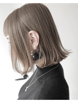 ジエクト アイロ(The Ect ilo) 白髪ぼかしハイライト チャコールグレー シルバーベージュ