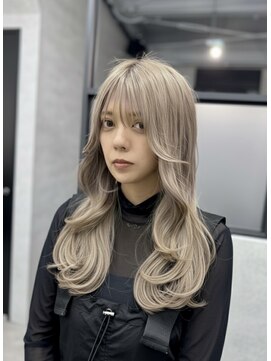 メゾンイロ(Maison I.R.O+) 顔周りレイヤーミルクティーグレージュ