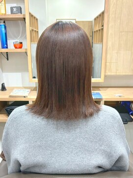 ロッカ(ROCCA) ココアベージュストレート仕上げの大人ボブ