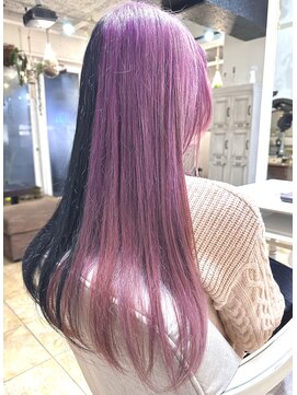 ワースホワイル(WORTH WHILE) 大人ガーリーダークアッシュミディアムレイヤーカットブリーチ