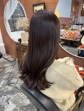 チャプター 問屋町(chapter) ブリーチなしミルクティーブラウン顔周りレイヤーカット韓国ヘア