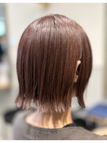 アンジー(Angee) 外はねも内巻きも楽しめるボブ