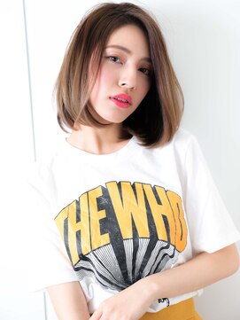 キャロル(CAROL) ナチュラルグラデーションヘアカラーボブ