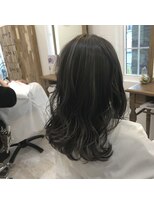 マハロ ヘア リゾート(MAHALO HAIR RESORT) 筋感たっぷりハイライト