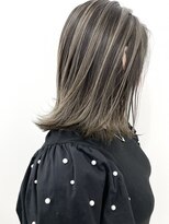 レド(LeDo)&nbsp;バレイヤージュ×切りっぱなしボブ×四日市