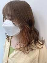 モモ(momo) 韓国風インナーカラー/イヤリングカラー×オレンジベージュ渋谷