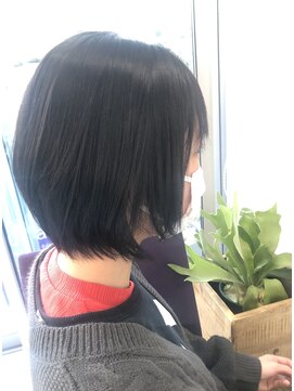 クランチ 岡崎店(kuranch) ストレートでも柔らかボブ